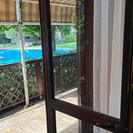 فندق مبيت وإفطار Albina 4*