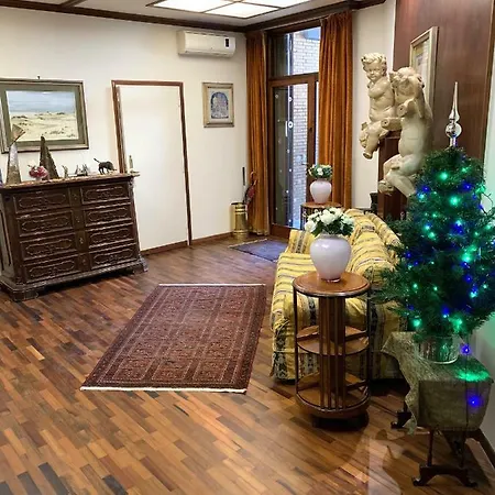 Albina Bed & Breakfast 3*