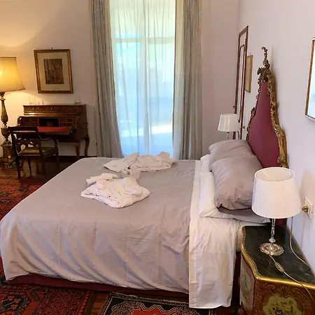 Albina 3* Rome