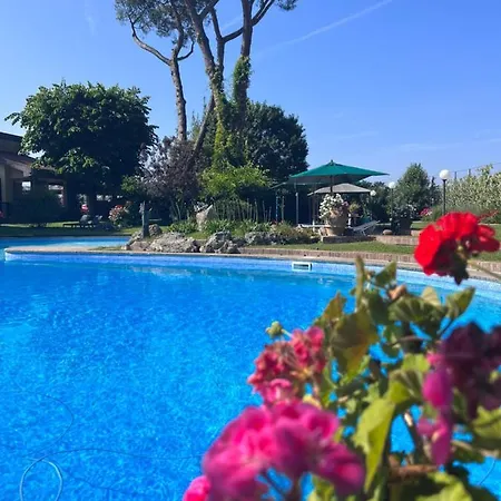 Albina Couette-café Rome