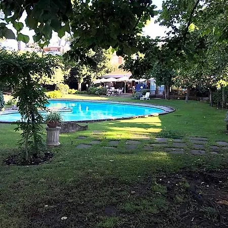 Bed & Breakfast Albina 4*