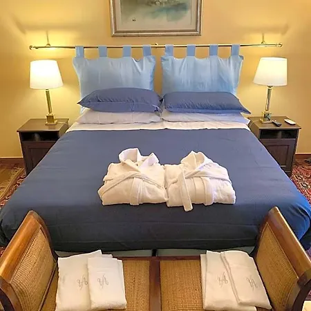Albina Bed & Breakfast 4*